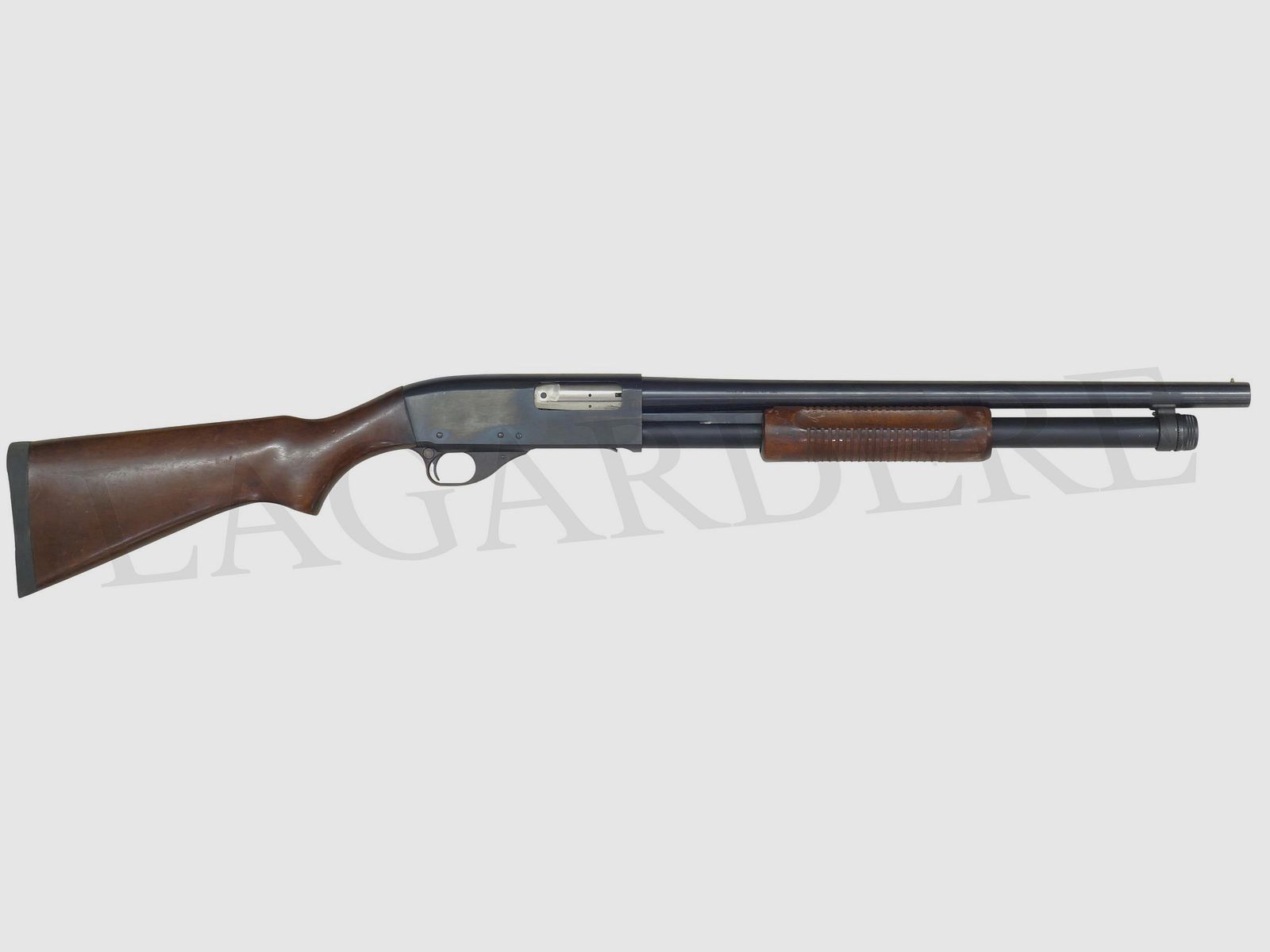 MAGTECH 586 (PUMP-ACTION SHOTGUN)