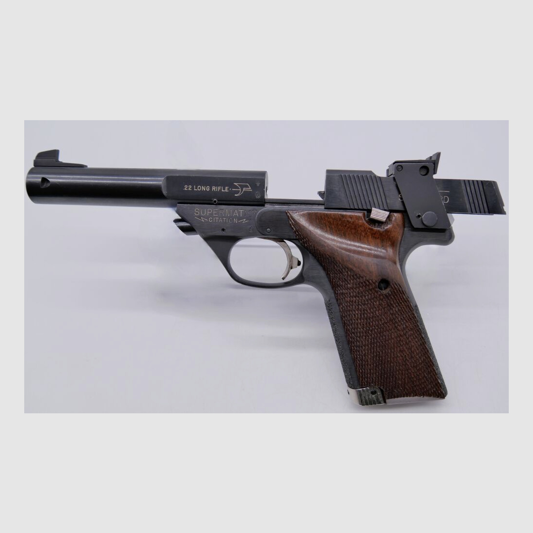 High Standard Supermatic Citation .22 l.r. 5.5" barrel length wooden grips .22lr