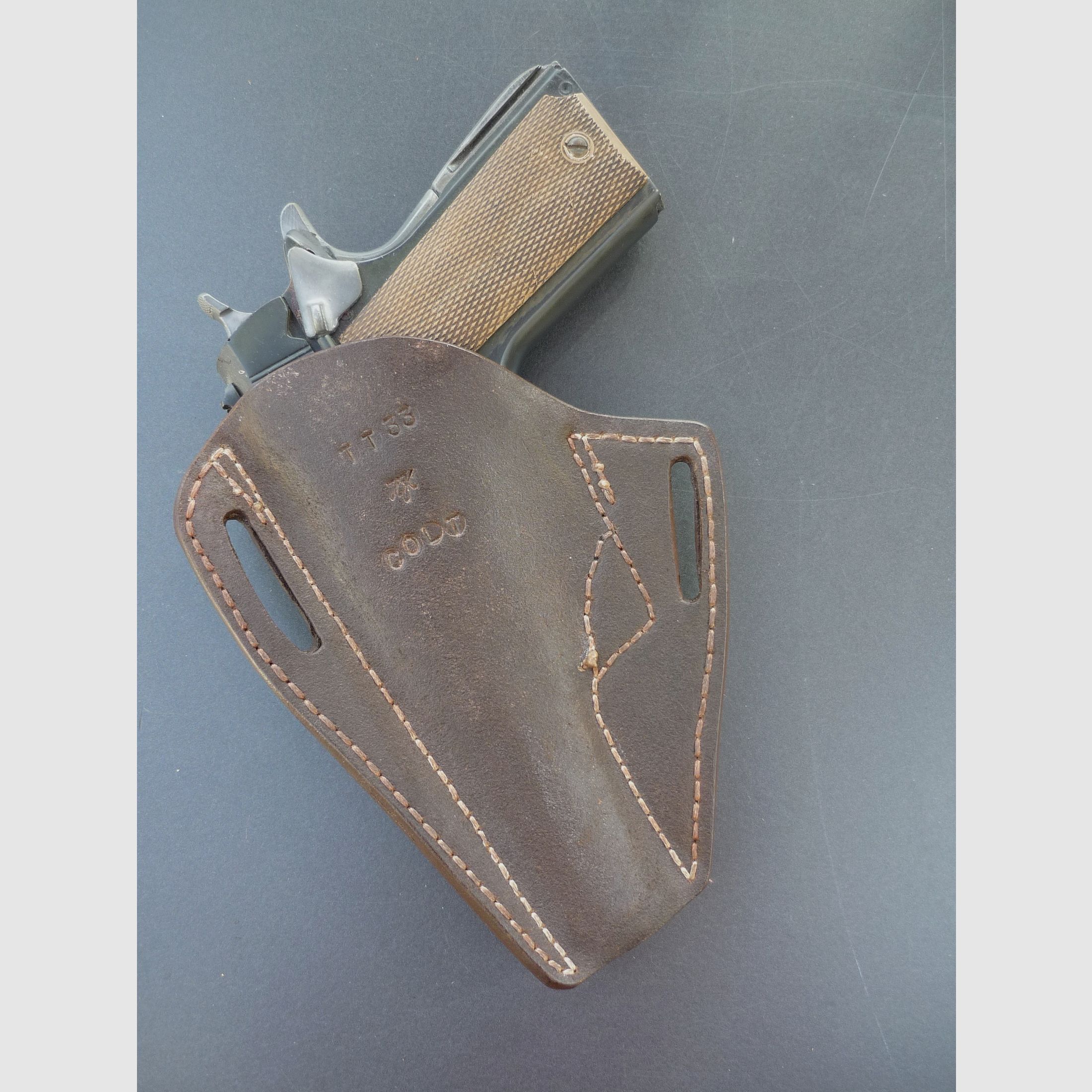 HKDesign Holster Art. Nr. 015 ,Pancake Holster für Colt  / TT33  - Rechtshänder 