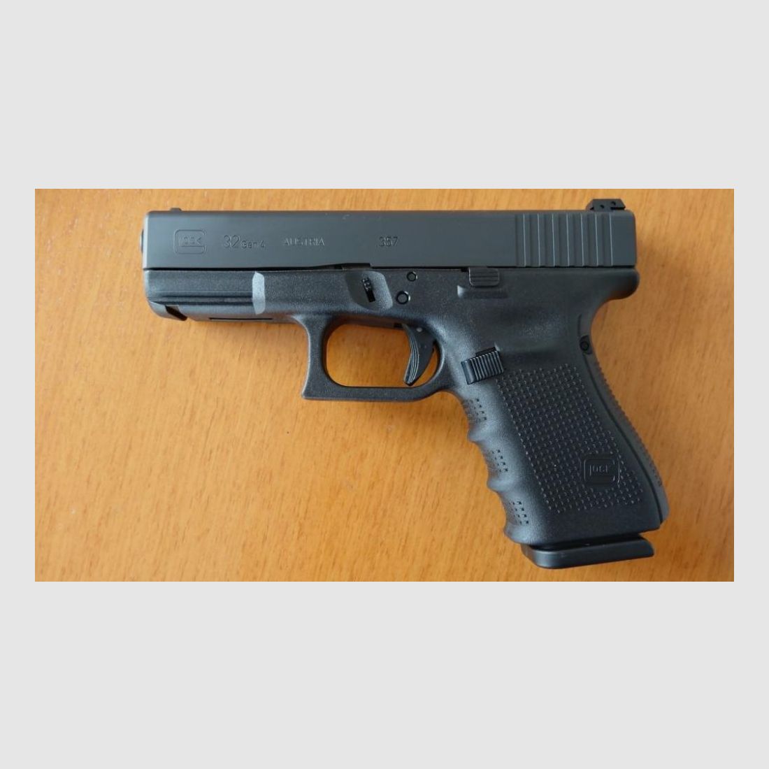 Pistolet Glock SL Glock 32-4.Gen. Cal. 357. Sig