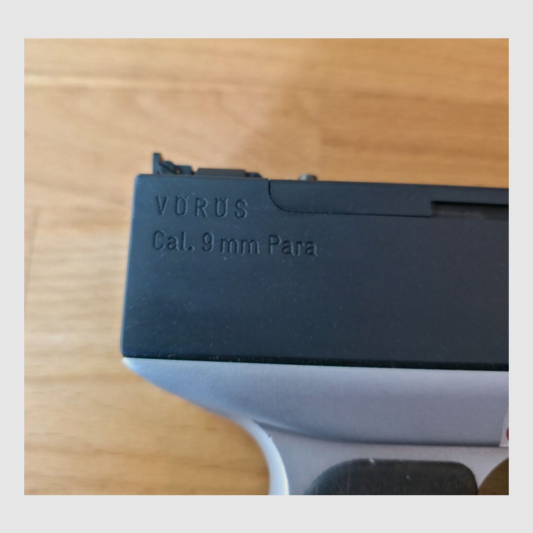 Vörös Model 1