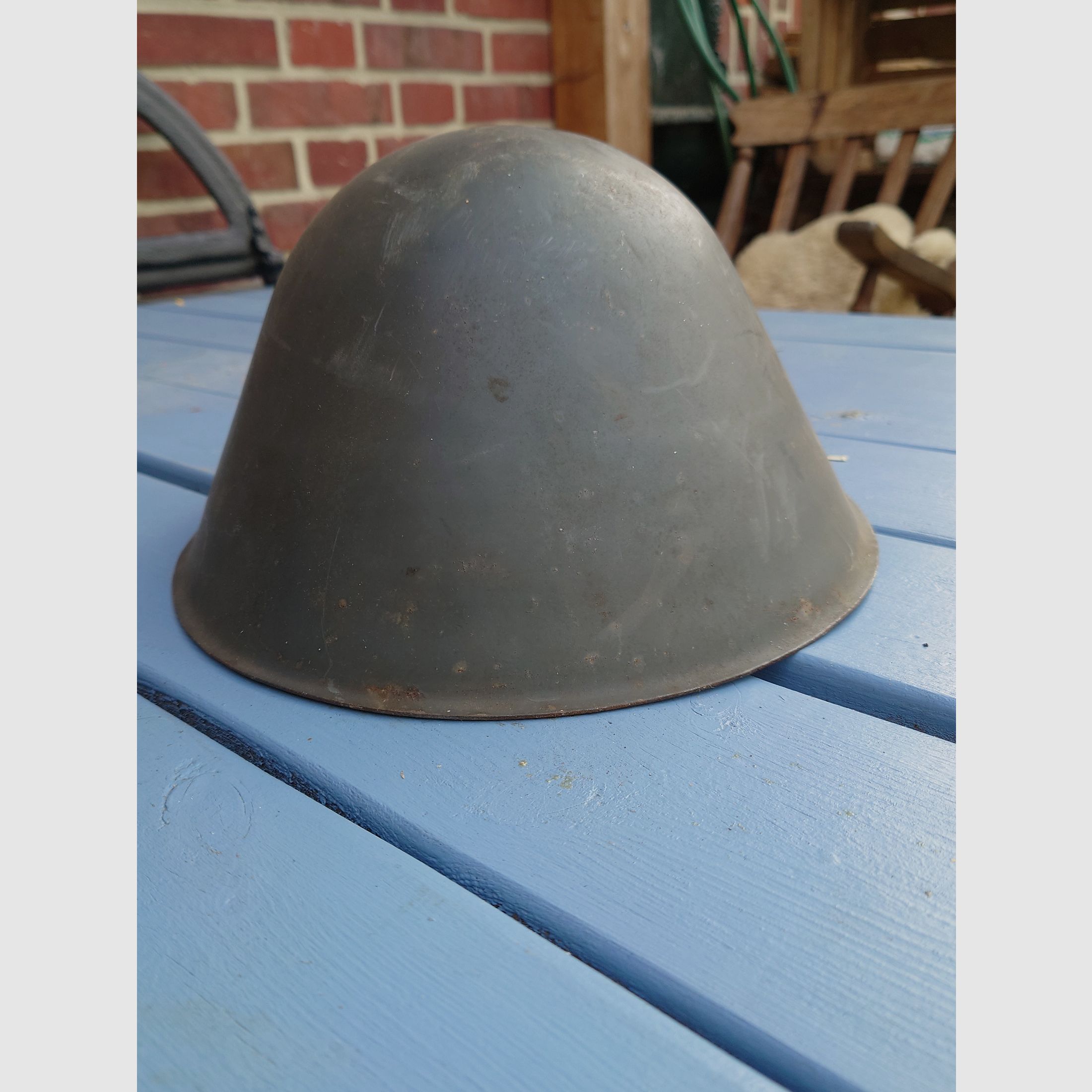 NVA M56 Stahlhelm DDR kein AK47 AK74 PPK mpi