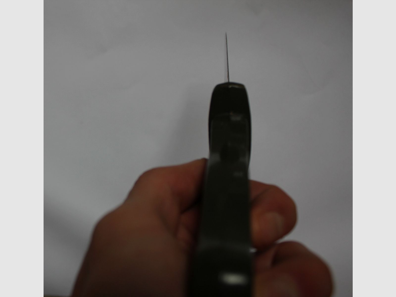 Couteau de randonnée original de Hubertus Solingen de la guerre froide, modèle de couteau de combat de la Bundeswehr et visuellement inspiré du couteau de randonnée HJ