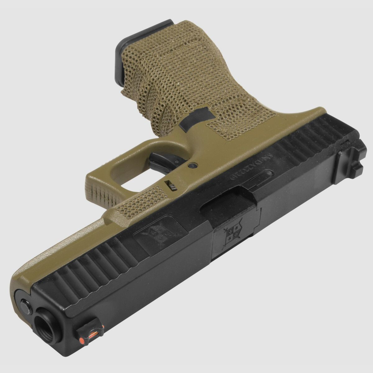 P04 GBB Airsoft Pistole in Oliv | Delta Armory