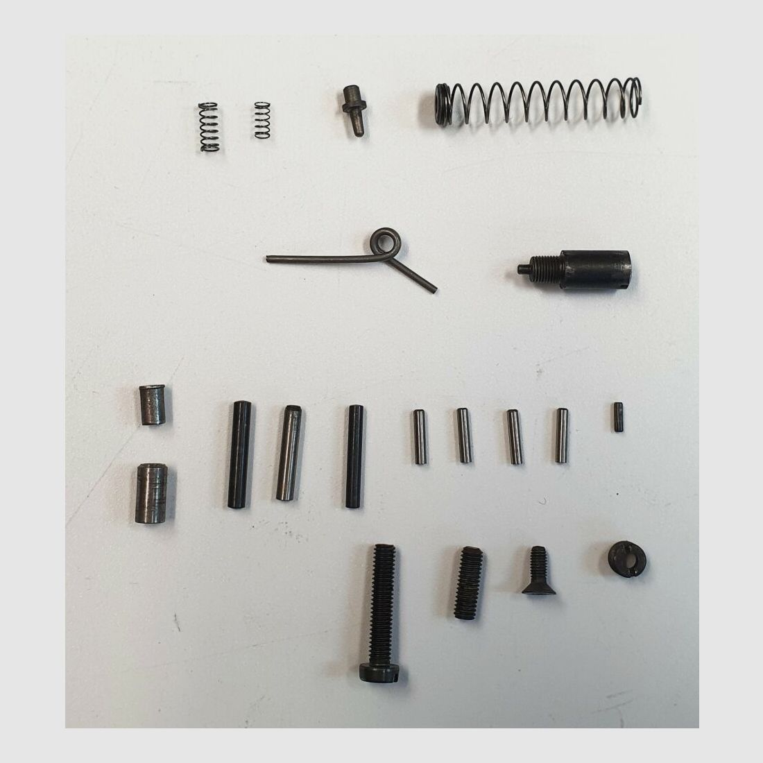 Weirauch Freier Teilesatz Weihrauch Arminius HW 38 Revolver .38 Special 35 Teile