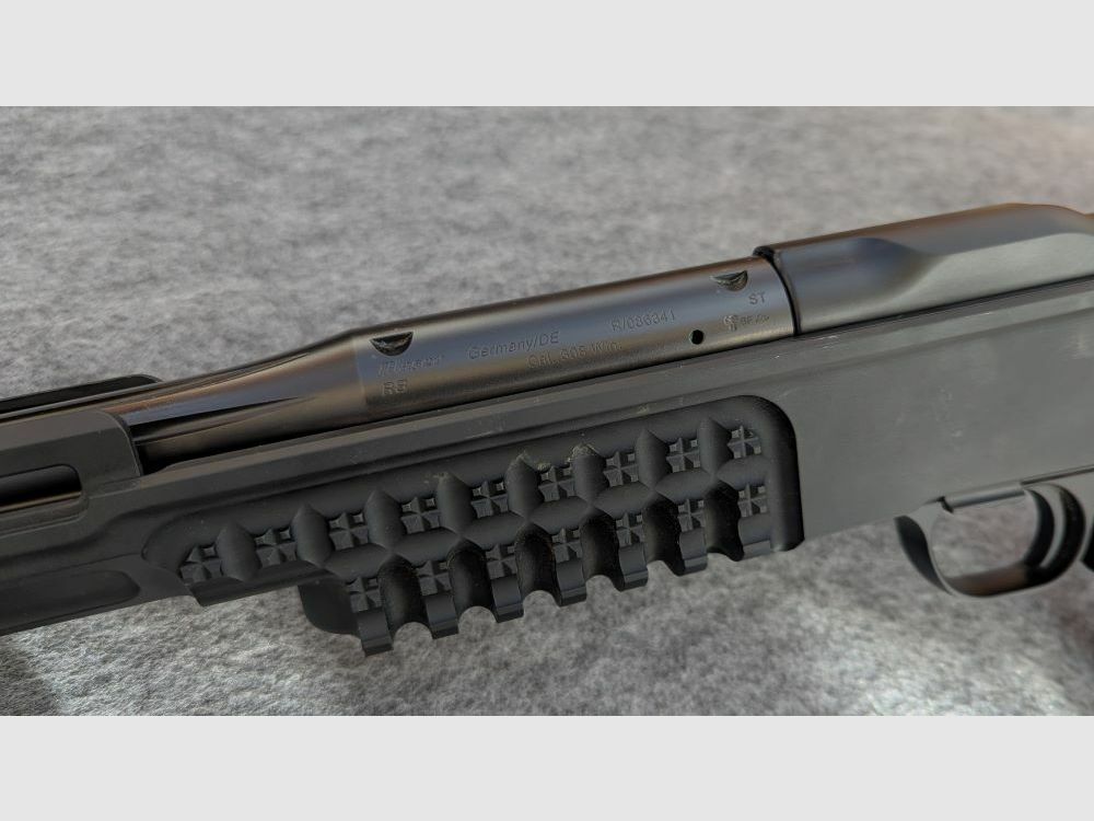 Blaser R8 mit GRS Ragnarok Chassis