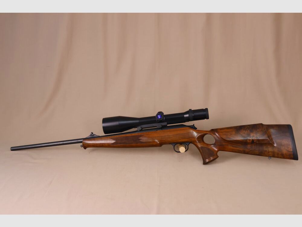 Blaser R93 // LOCHSCHAFT // Wurzelholz // Vollschaft // Zeiss beleuchtet