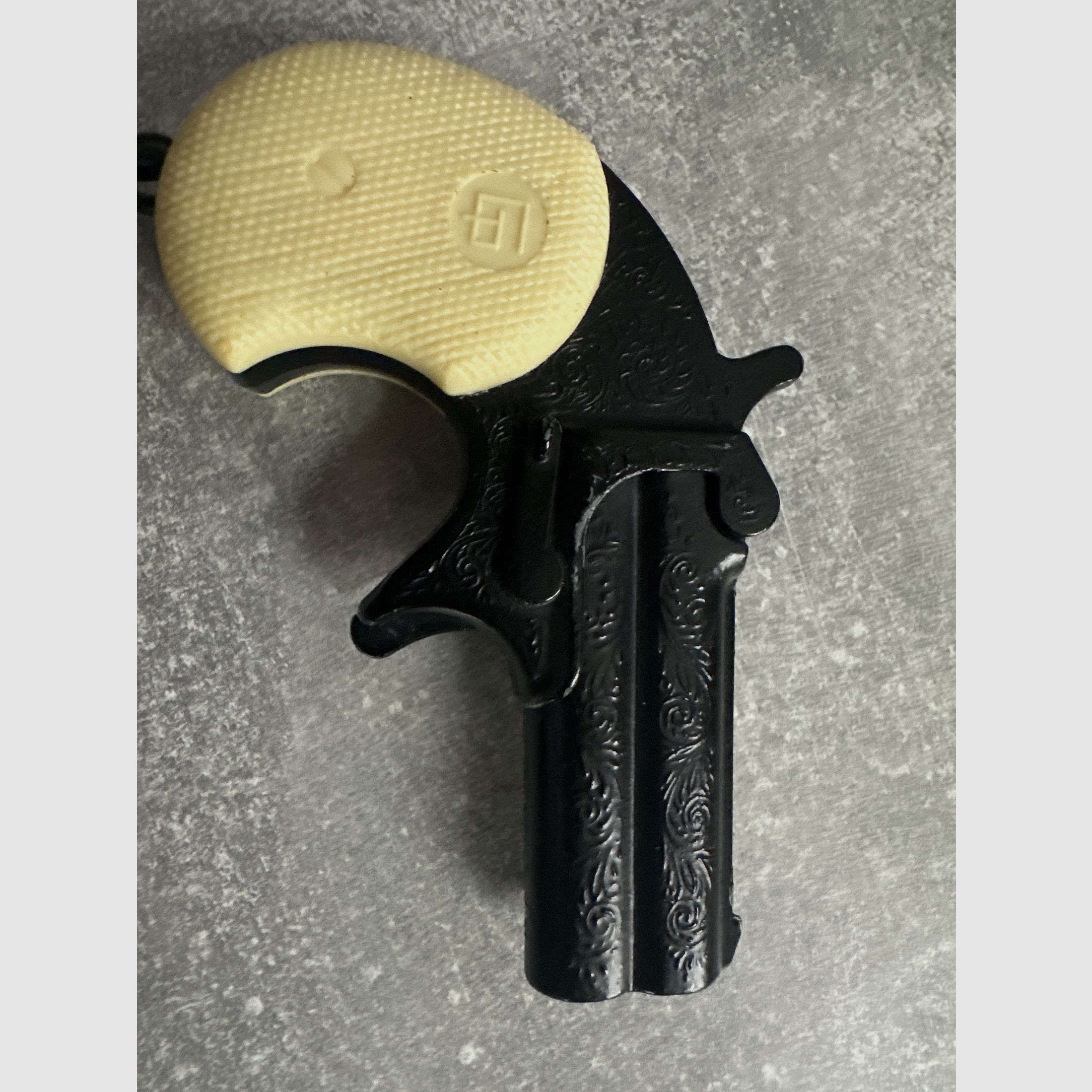 Mini Derringer kal.6mm Flob.Platz