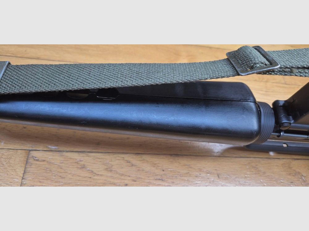 Prächtige und seltene M16 A1 Repetierbüchse – Regulierungswaffe „US Government Property“ – Colt-Fertigung von 1973! – Vietnamkrieg-Ära – Kaliber 5,56 NATO – Mythische Waffe des 20. Jahrhunderts – Lauf und Mechanik perfekt – Ausgezeichneter ästhetischer Zustand – TBE++ – – Kategorie A2 – Export AUSSCHLIESSLICH, Bild 20 von 44