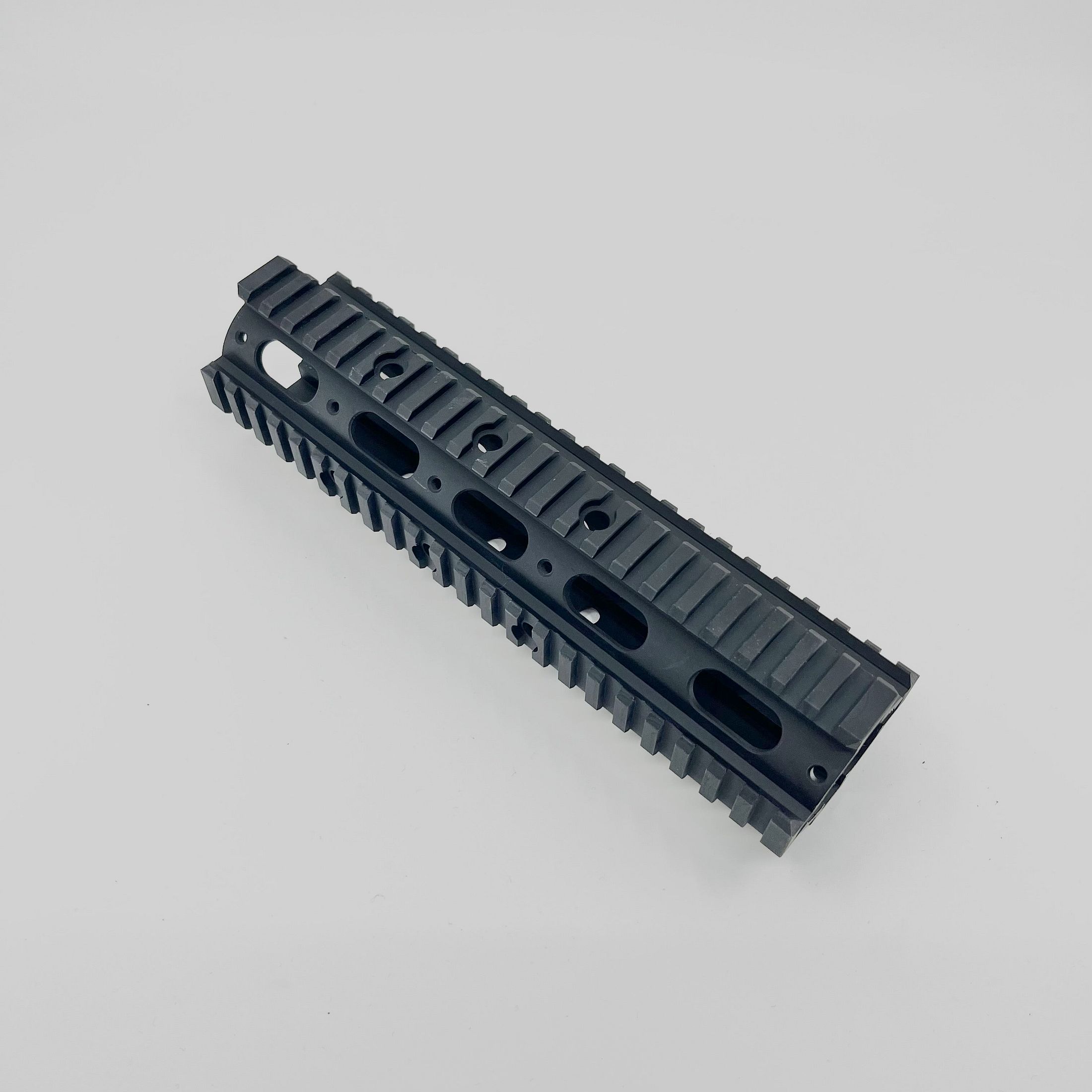 MCS RIS Handguard 9", Bild 1 von 3