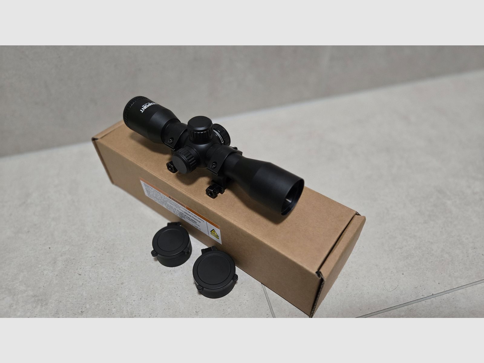 TenPoint Pro-View 400 Optik 4x Vergrößerung beleuchtet 22mm Weaver oder Picatinny- NEU & OVP