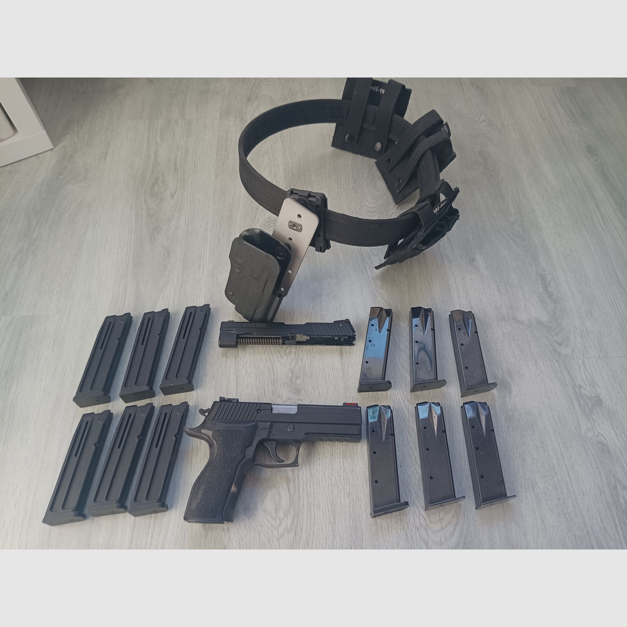 Pistol Sig Sauer P 226 LDC 9 Para with Sig Sauer exchange system 22 lr