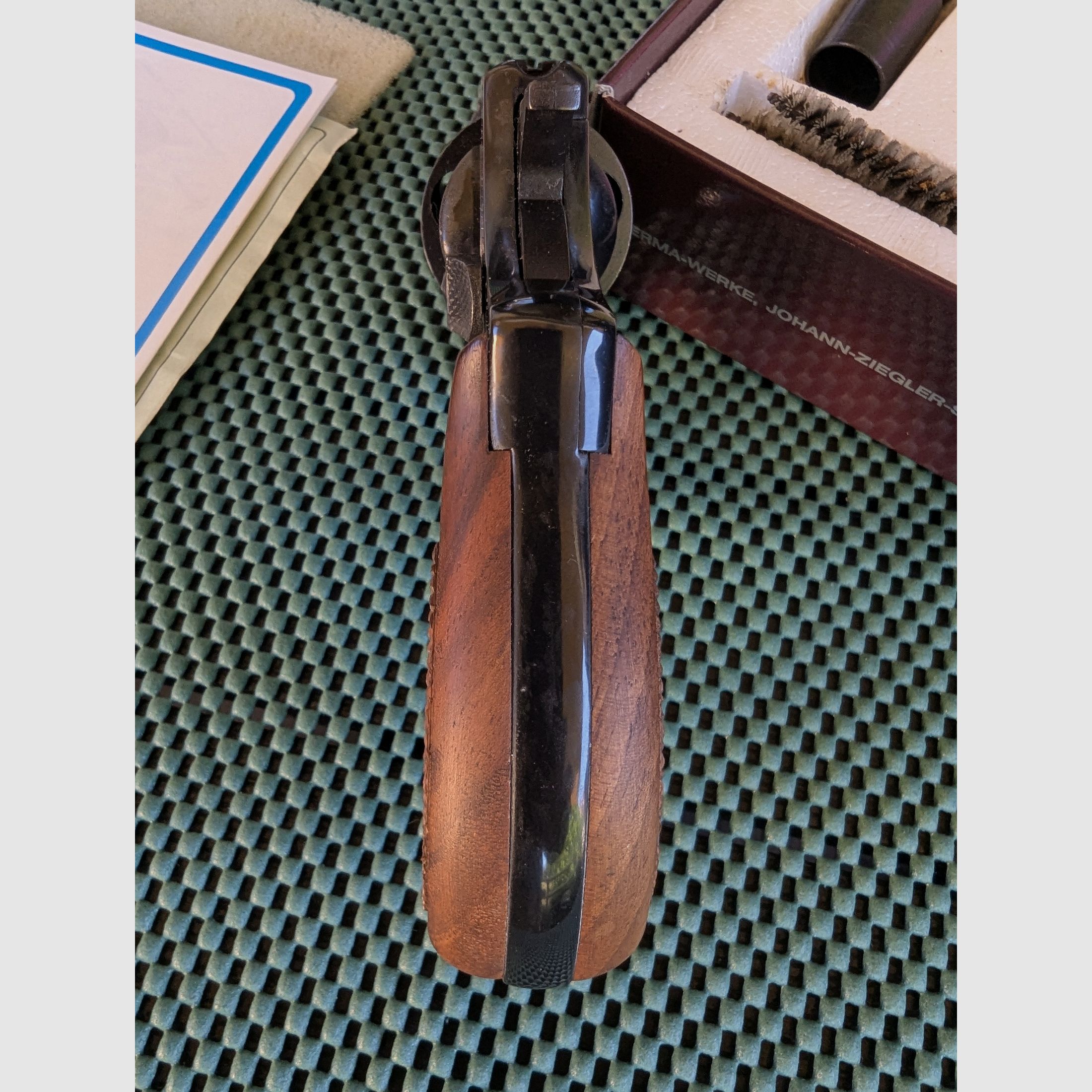 ERMA EGR 66 revolver 9mm gas and blank cartridges with original packaging