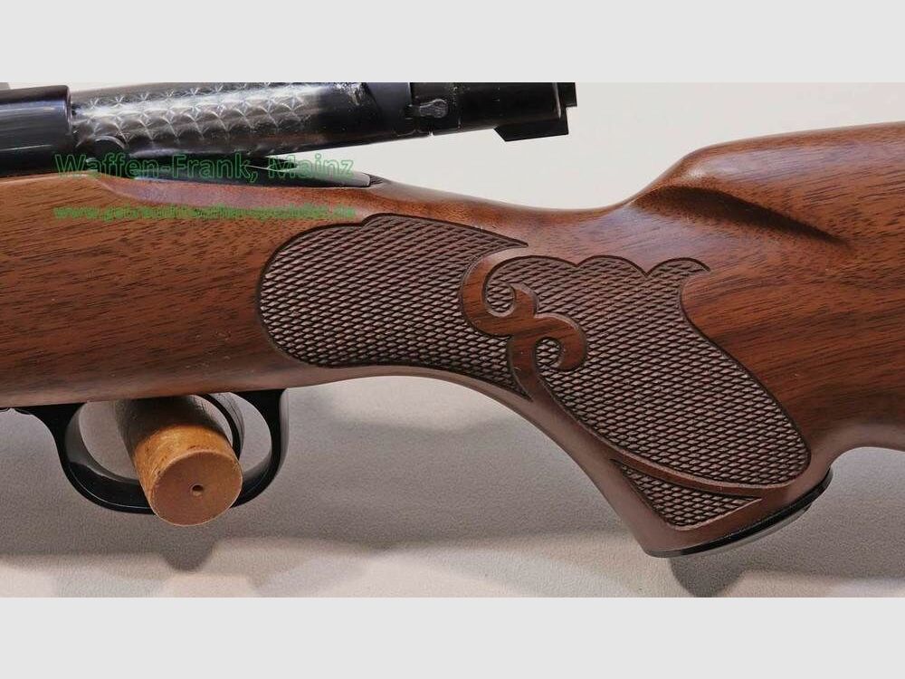 Winchester - USA 70 Featherweight XTR Deluxe