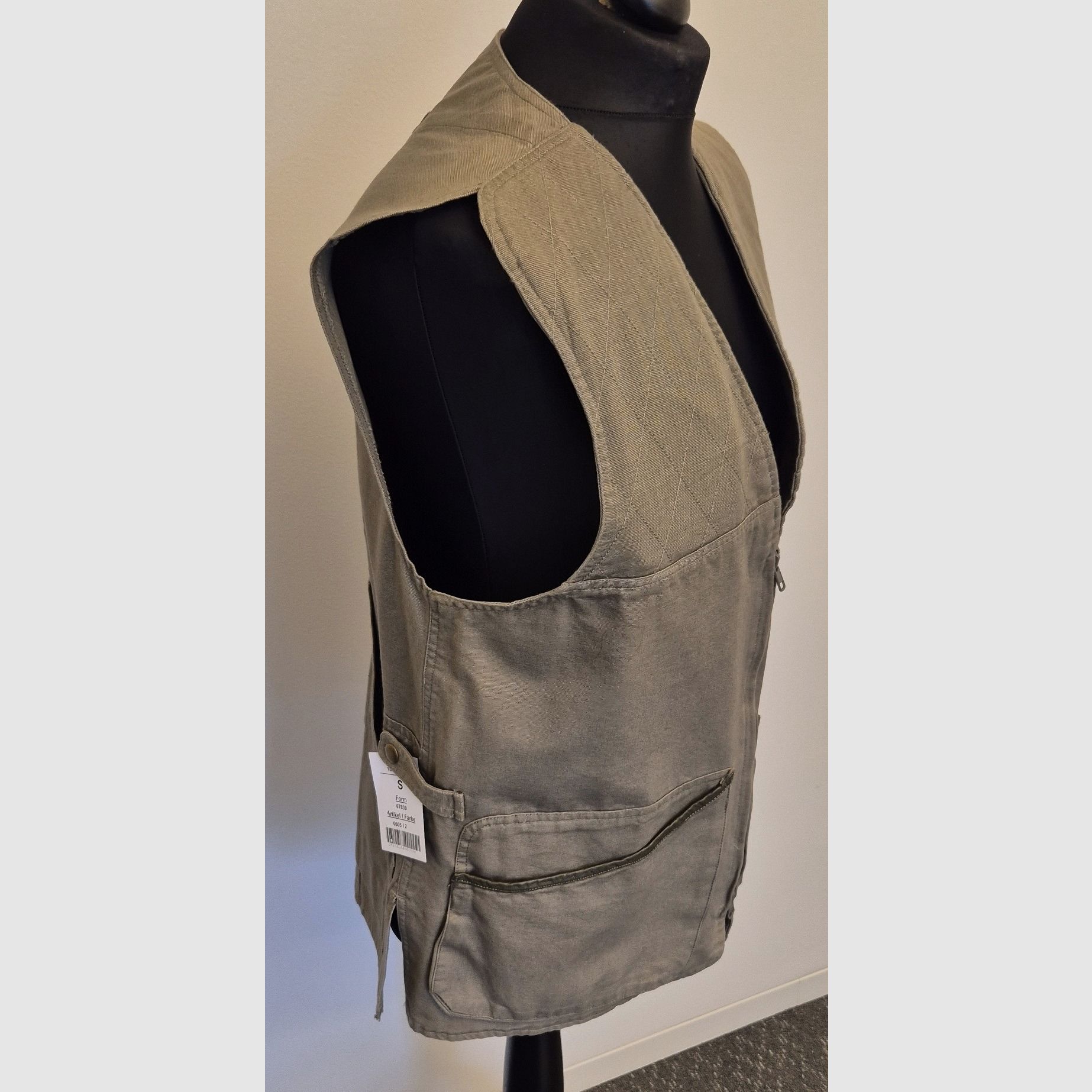 Vendo giubbotto da tiro femminile Rascher in condizioni pari al nuovo taglia S