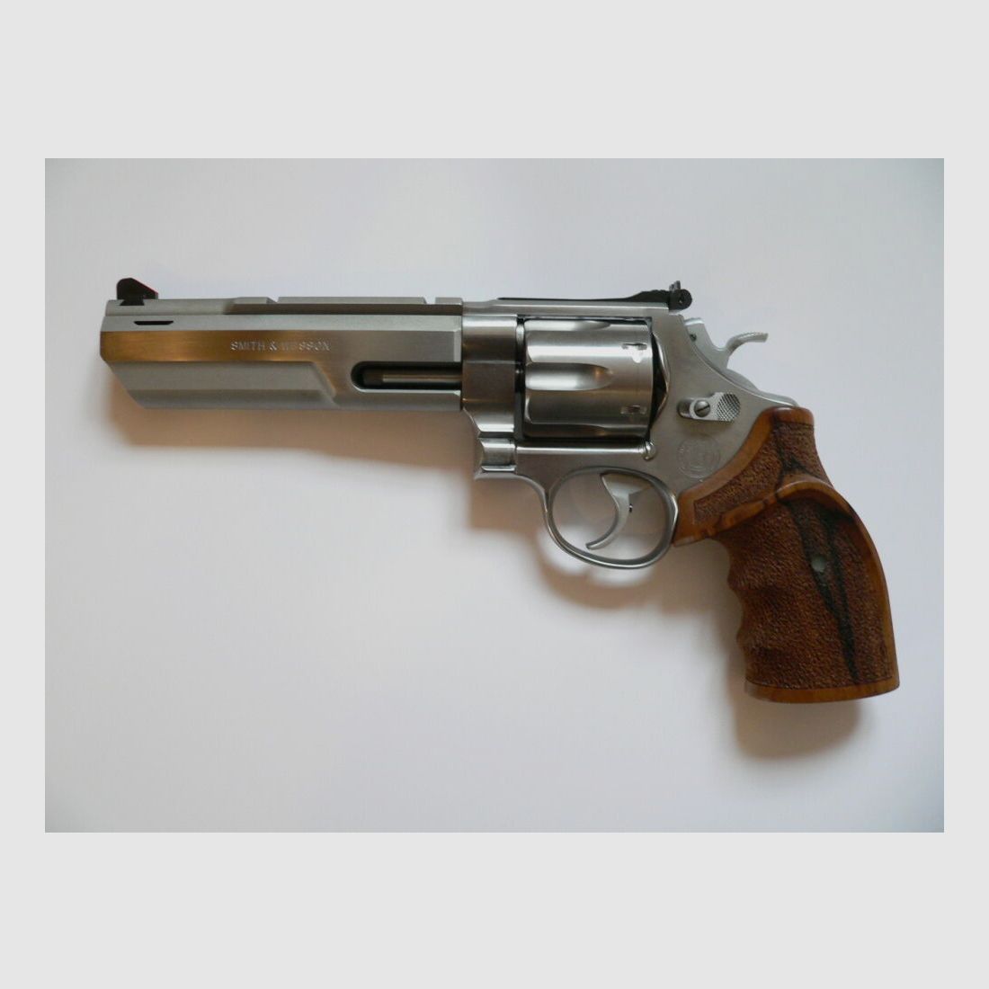 Smith & Wesson	 629 Exclusiv
