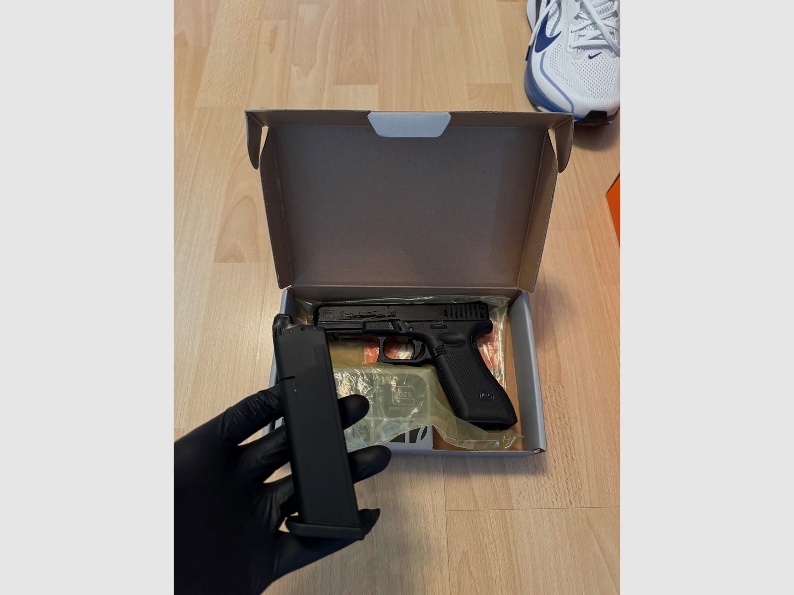 Umarex Glock 17 Gen5, immagine 4 di 8