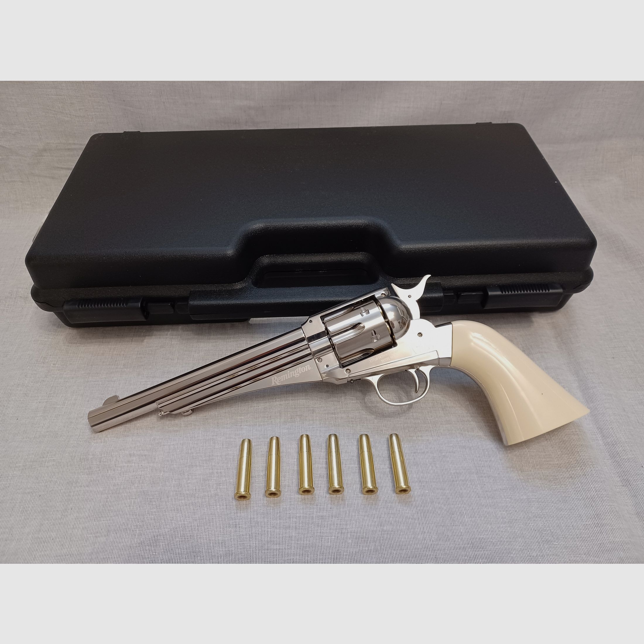 Remington 1875 / 4,5 mm Diabolo / CO2 / Revolver / OVP (135)