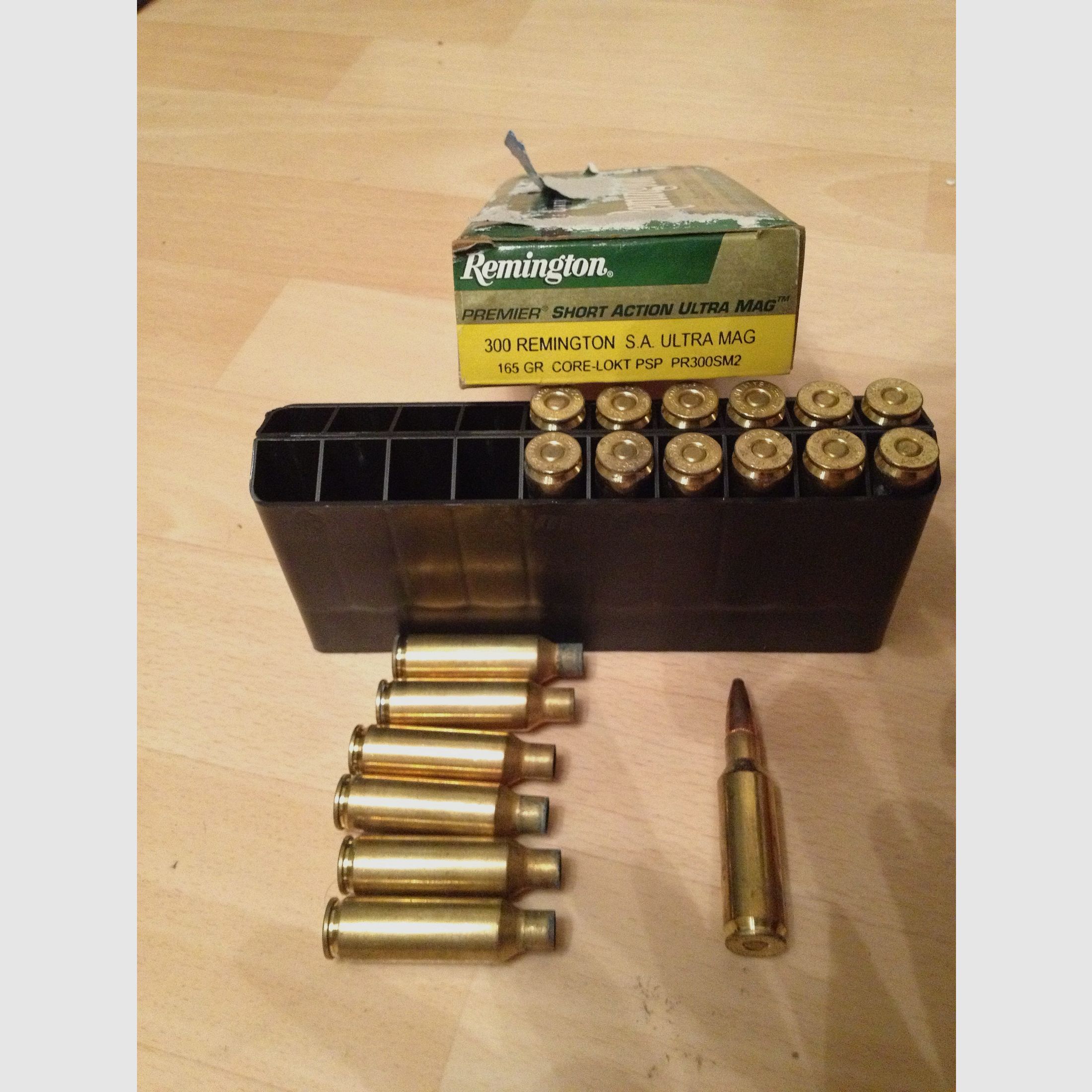 .300 Remington S.A. Ultra Mag:  13 schoten + hulzen ONDER de handelsprijs!
