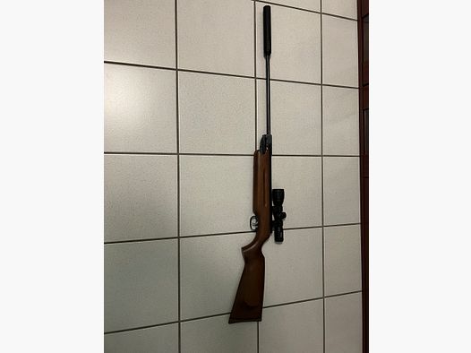 Luftgewehr HW 35 K mit Schalldämpfer und Walther Zielfernrohr 4x32 MilDot mit Leuchtabsehen