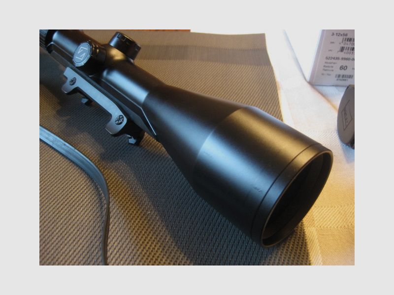 TOP  Generation-II  ZEISS VICTORY Varipoint M 3-12x56 iC T* mit Absehen-60 und originaler Blaser-Sattelmontage ! Ähnlich HT -V4-V6-V8-Z6-Z8-Swarovski-LEICA-S&B-IOR-R93-R8-D99-BD14-K95