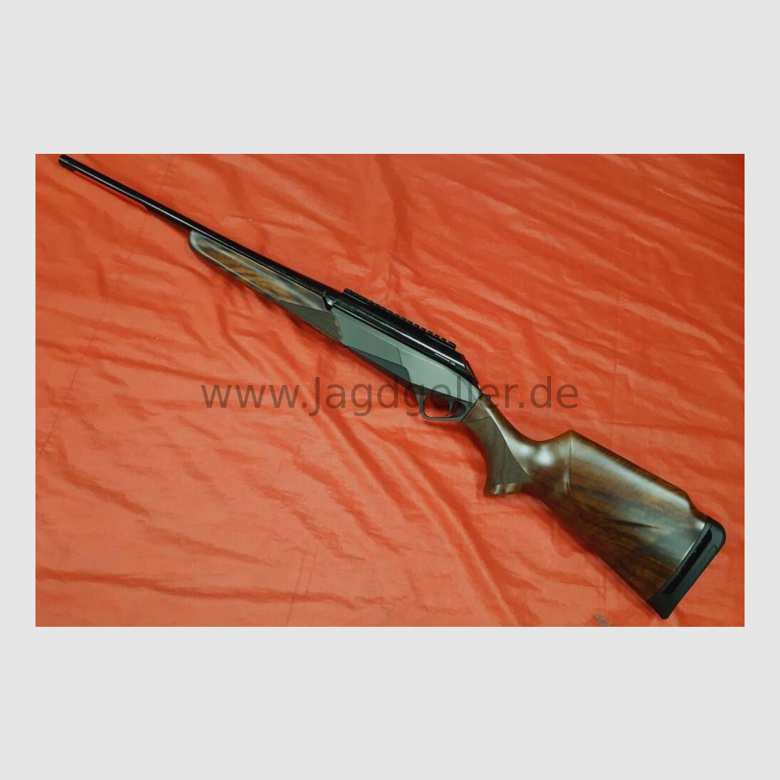 Benelli Repetierbüchse Lupo Wood 8x57JS