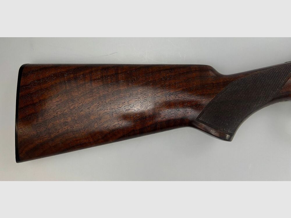 Browning B125
