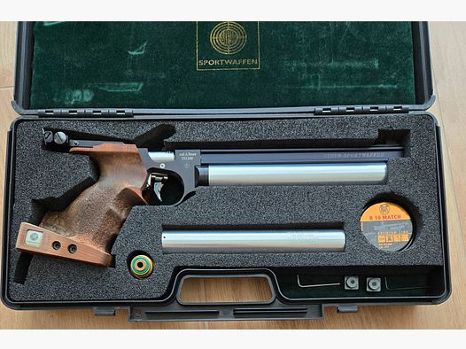 Match-Luftpistole STEYR LP 10 mit 2 Kartuschen, Adapter, Koffer, Werkzeug