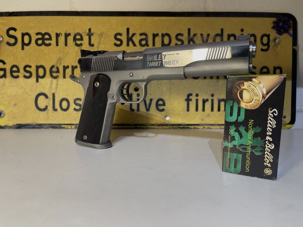 BRILEY Target Master - elegancka pistolet 1911 w 6", zdjęcie 1 z 5