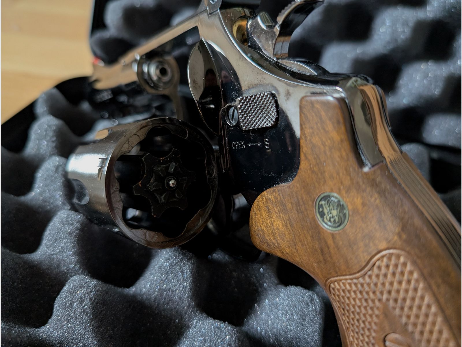 Smith & Wesson M 29 Revolver/  44 Magnum  CO 2 /  4,5 mm BB - Frei ab 18