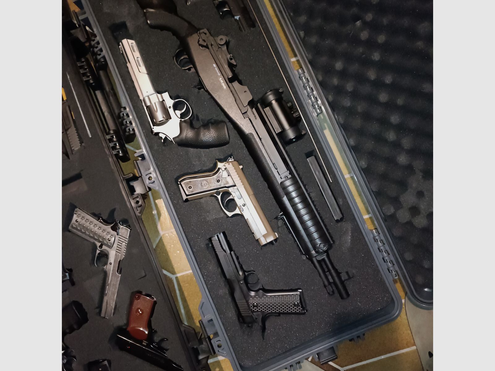Collezione CO2 Airsoft inclusa valigetta di alta qualità, immagine 5 di 5