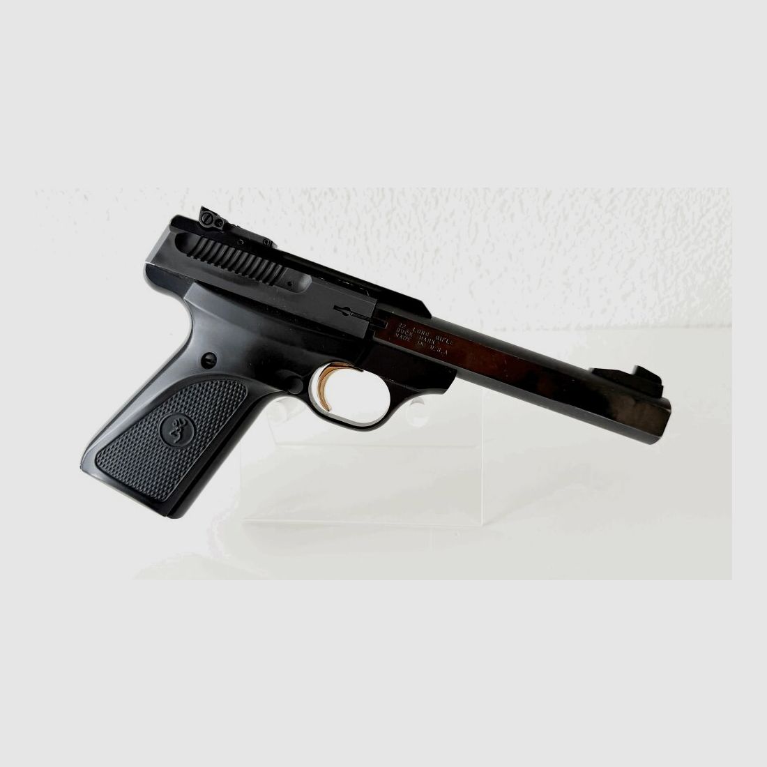 Browning Buck Mark con gatillo dorado .22lr