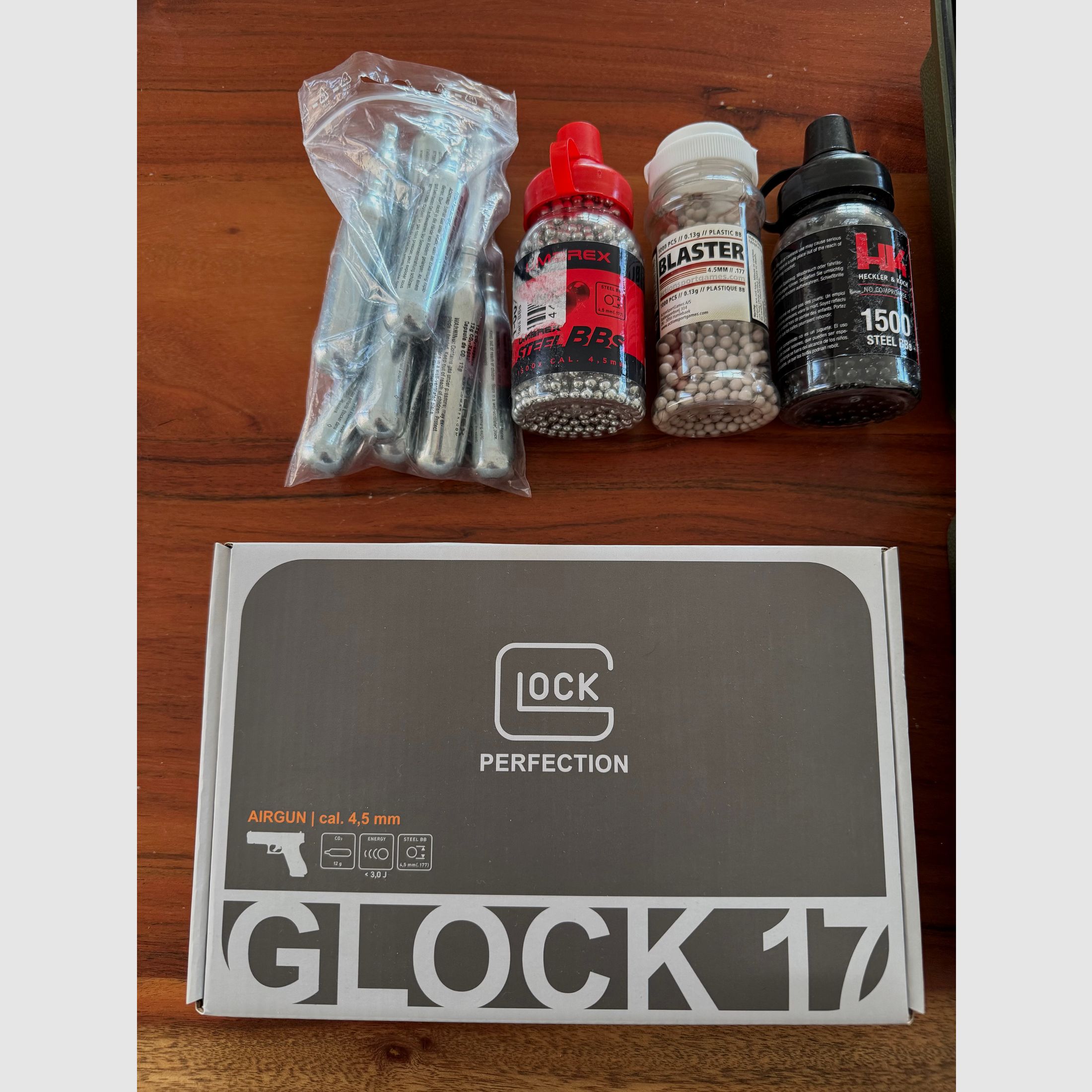 Glock 17 Gen5 Battlefield Green pistola de CO2 calibre 4,5 mm BB de acero Blowback