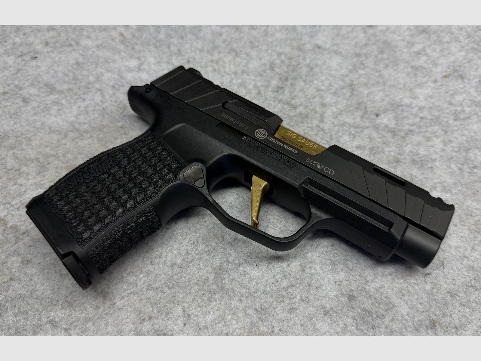 SIG Sauer P365 XL Spectre OR Comp in caliber 9mm Luger