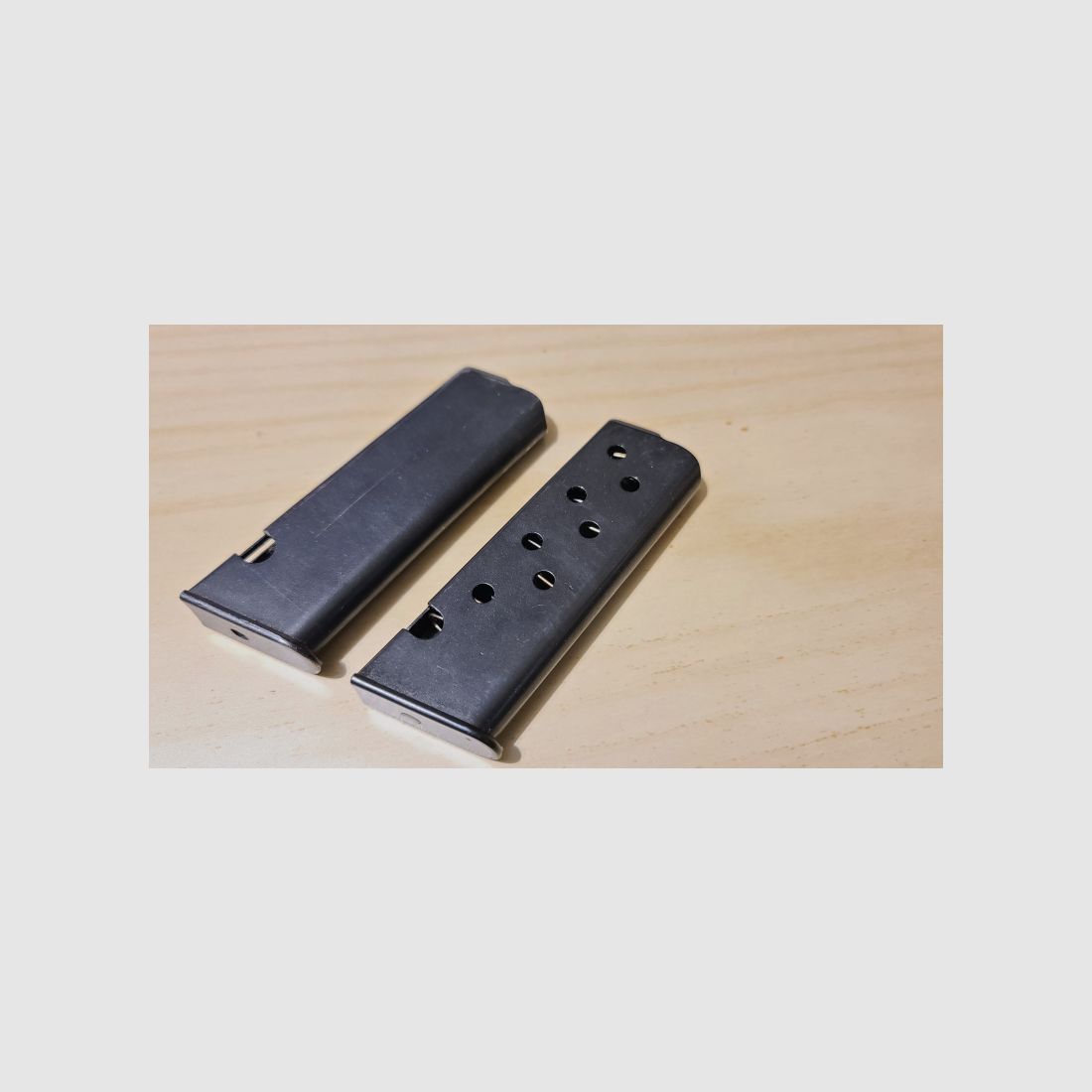 2 STK Magazin für Pistole Beretta Modell 21 Kal. 6.35mm