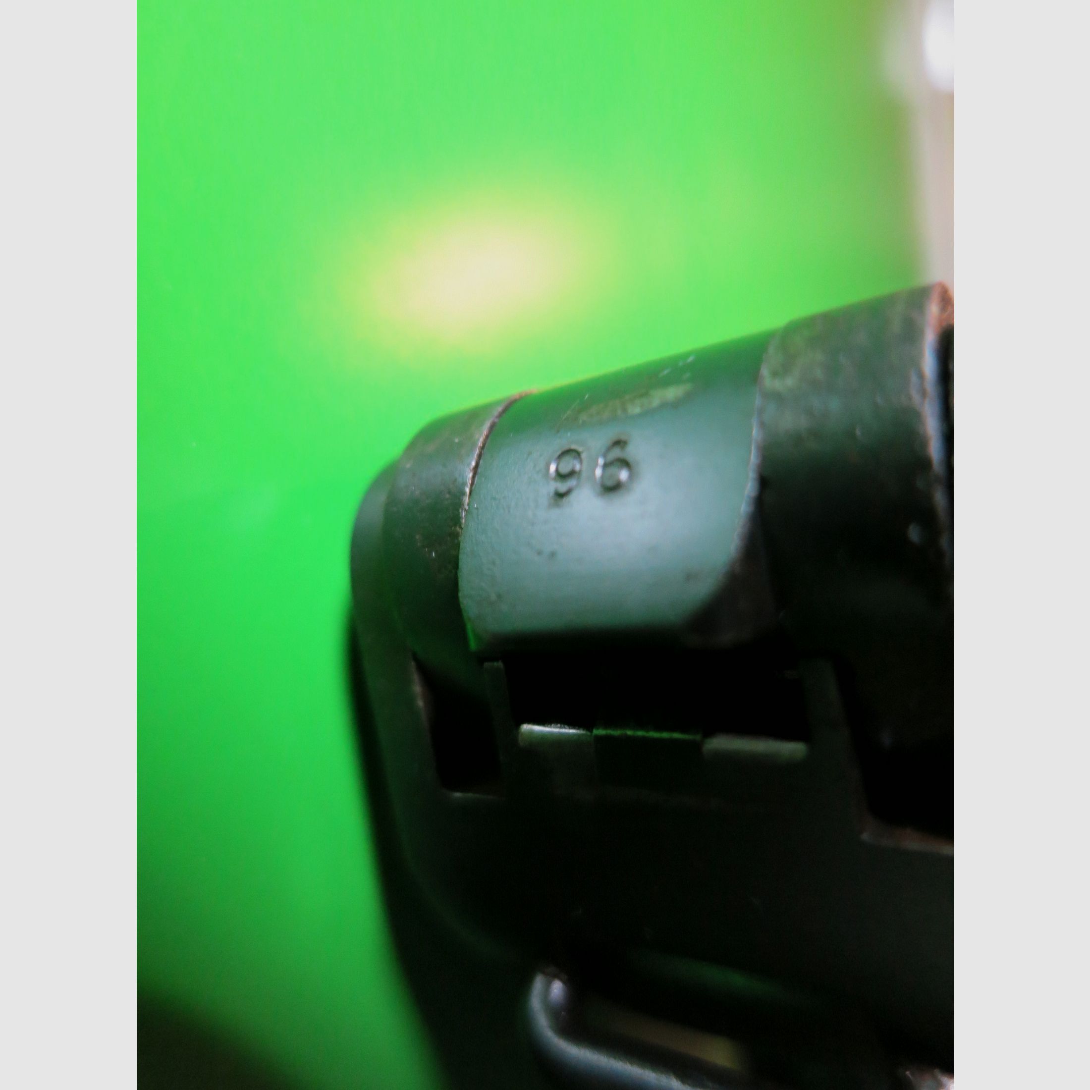 Deutsche Waffen- und Munitionsfabriken (DWM) 1915 , lange Pistole 08 P08, Ari P08 (Artillerie), 9 mm Luger     #61-