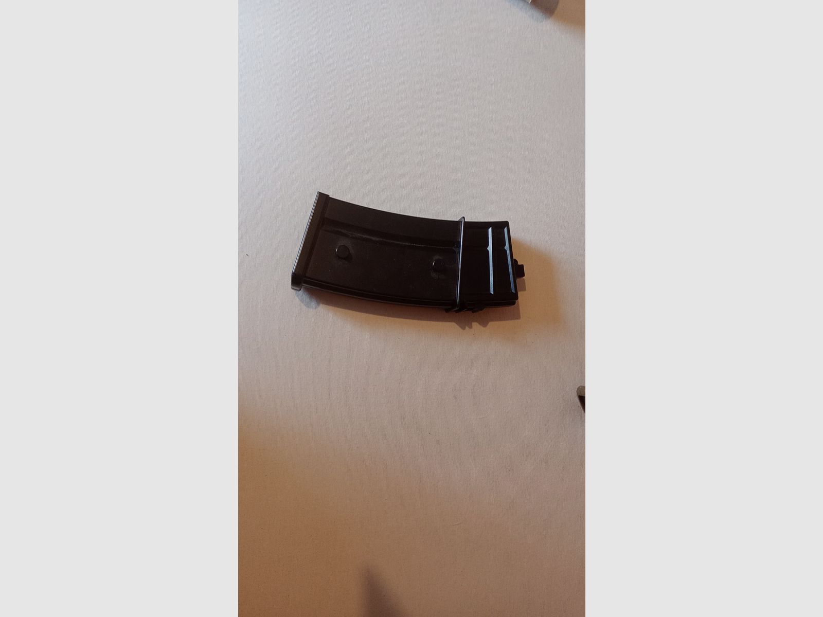 Airsoft G36C Desert with 400 round magazine & goggles (used, 0.5 Joule)
