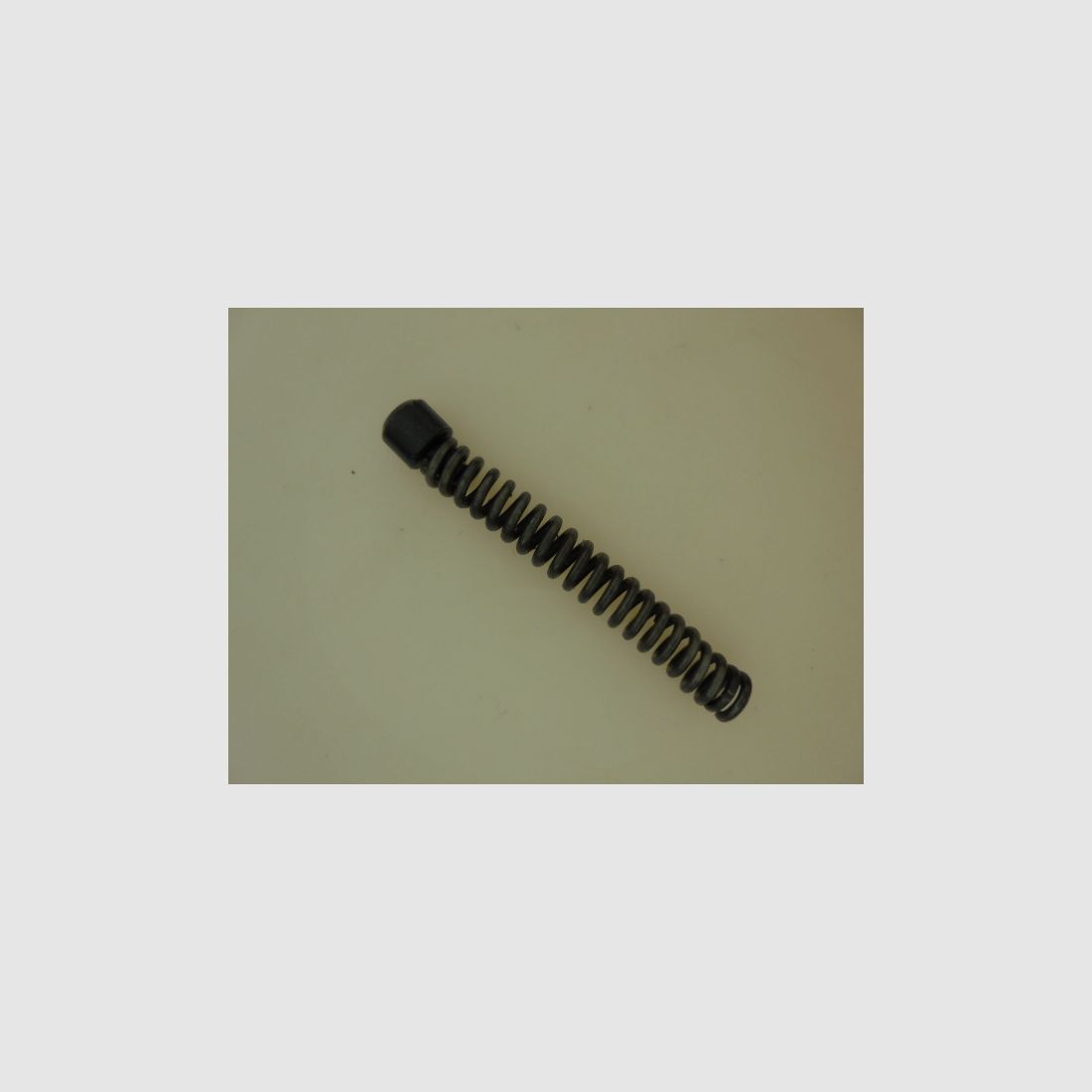 Trekkveer Makarov, afbeelding 2 van 3