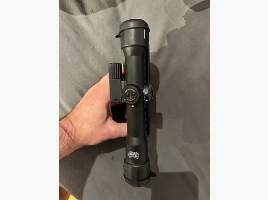 Hensoldt Fero Z24 – mit Picatinny-Montage und Absehenbeleuchtung (Kein Trijicon ACOQ, Leupold, EOTECH, Aimpoint, Steiner, Holosun, Elcan, Vortex,) für SPORT & SAMMLUNG
