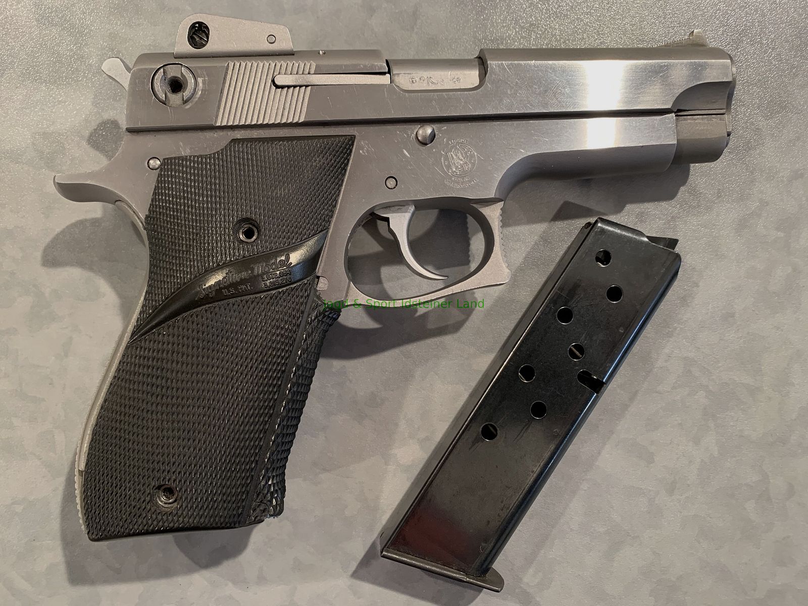 Smith & Wesson Mod 639. - Ganzstahlwaffe -