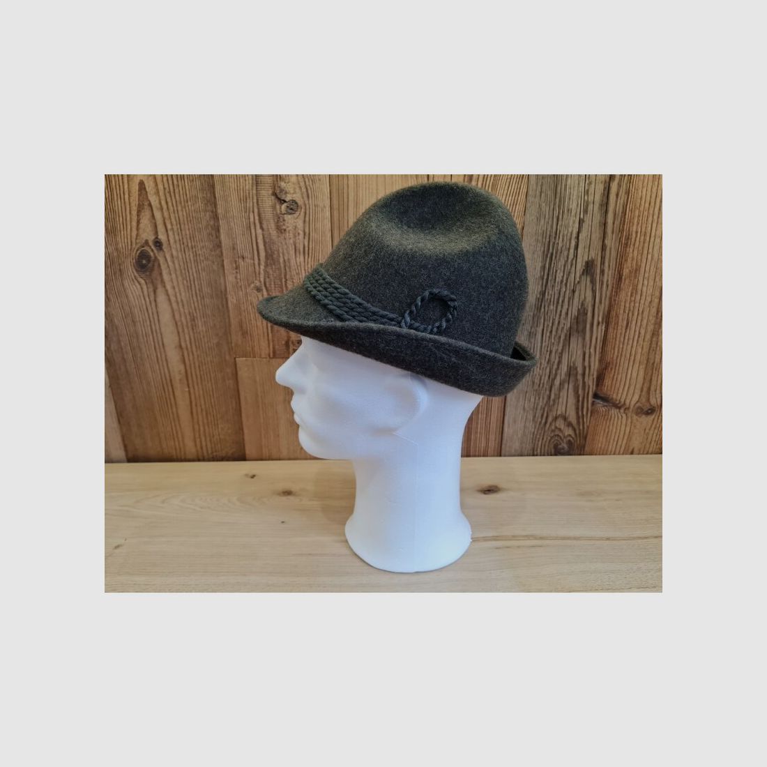 Sombrero de tres picos