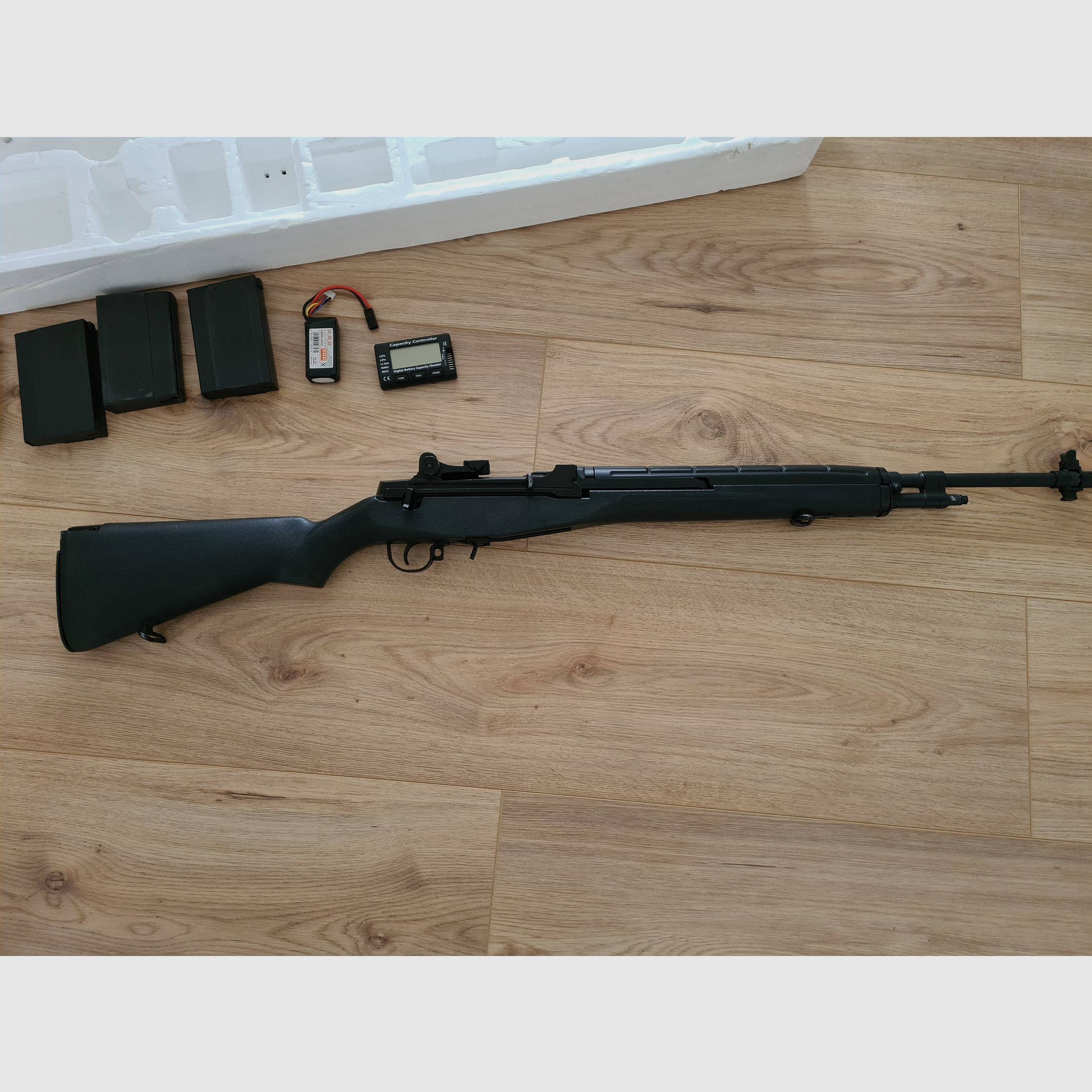 M14 airsoft gun, image 2 of 11