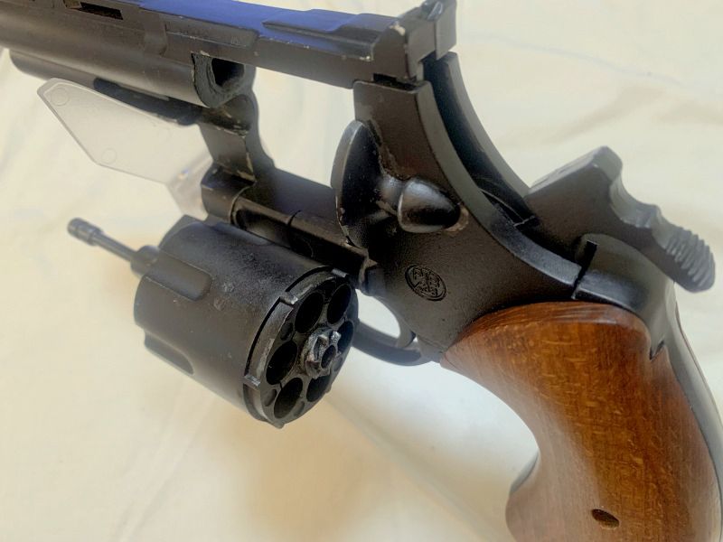 ME 38 Magnum Schreckschuss-Revolver brüniert im Kaliber 9mm R.K. (PTB 438)