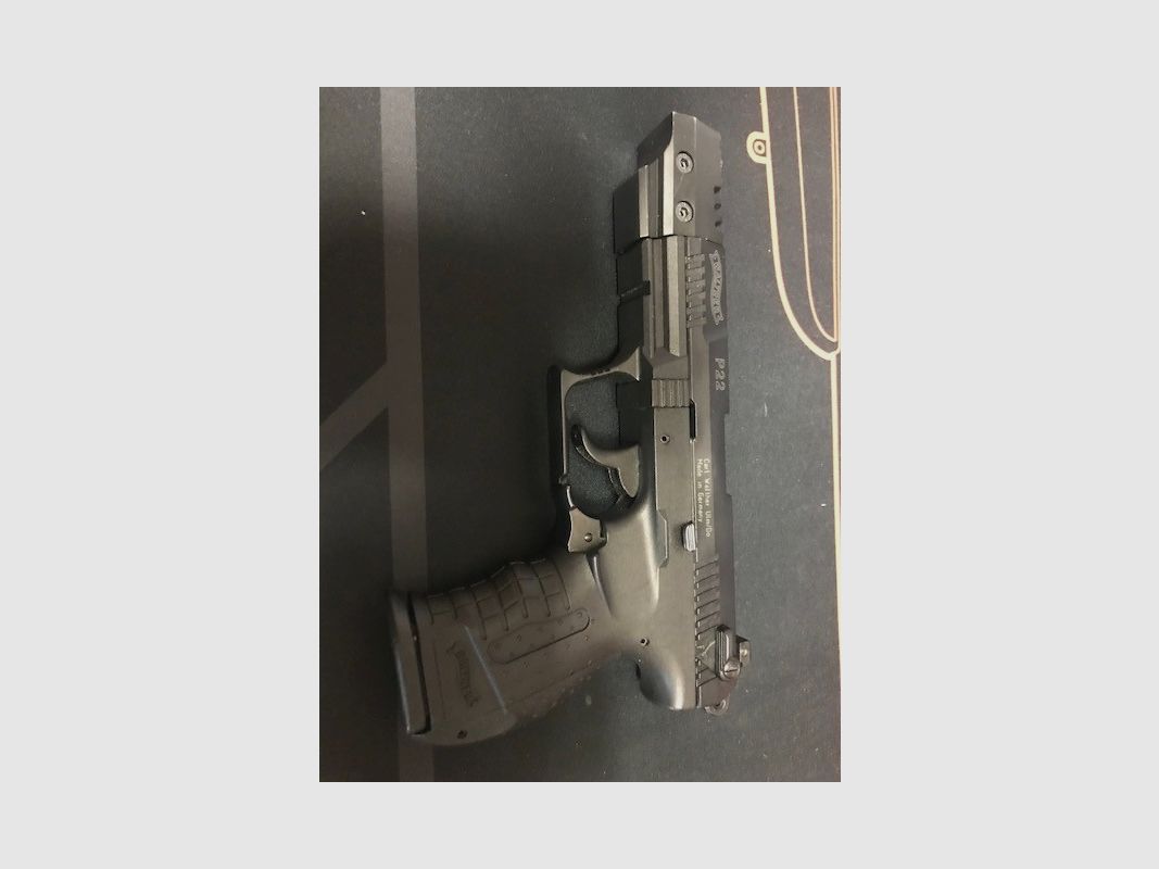 WALTHER P22