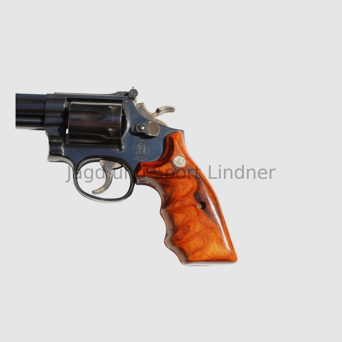 Smith & Wesson 17-6