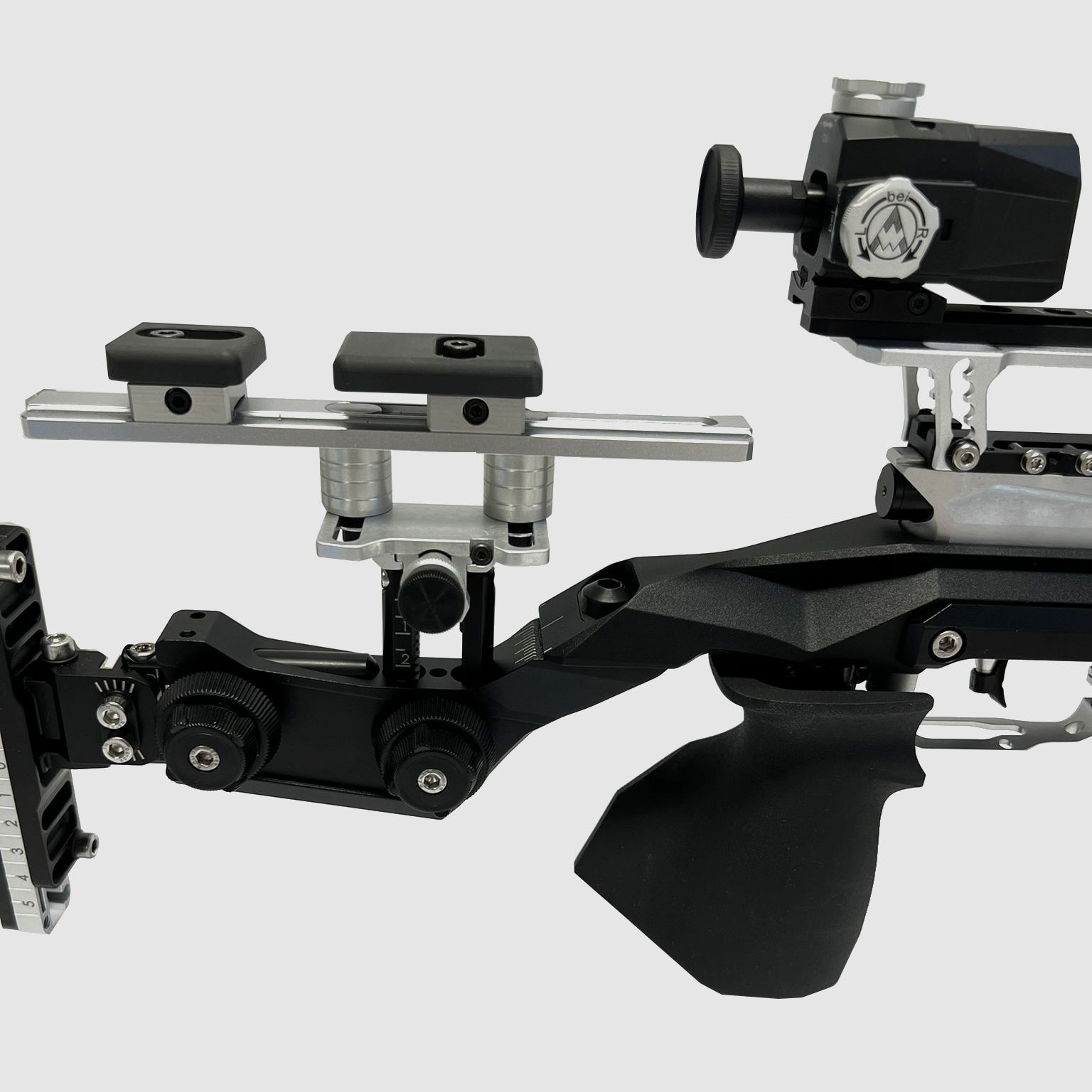 Schaftbacke DoubleFit met 180 mm rail voor ondersteuning