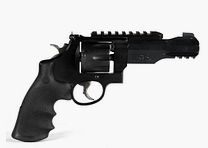 Smith & Wesson M&P R8, 5" barrel