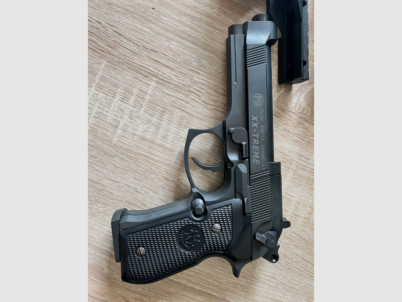 Beretta FS92 x-Treme CO2 Pistole 4,5mm Diabolo