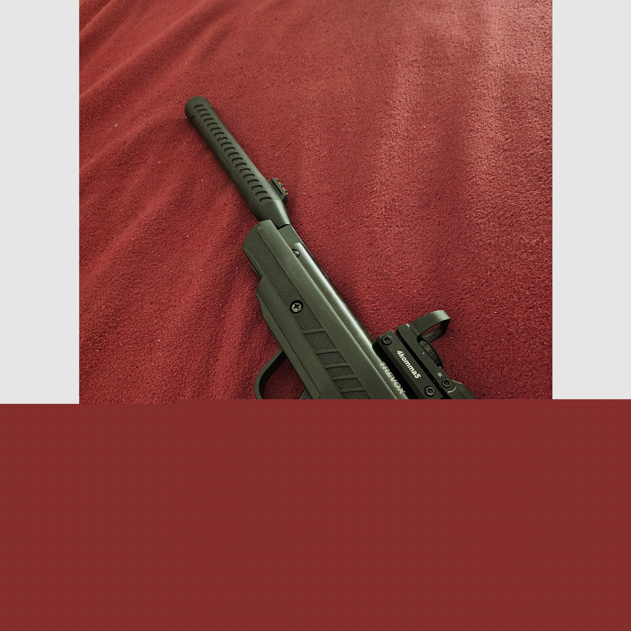 Umarex Trevox Luftpistole mit Reddot