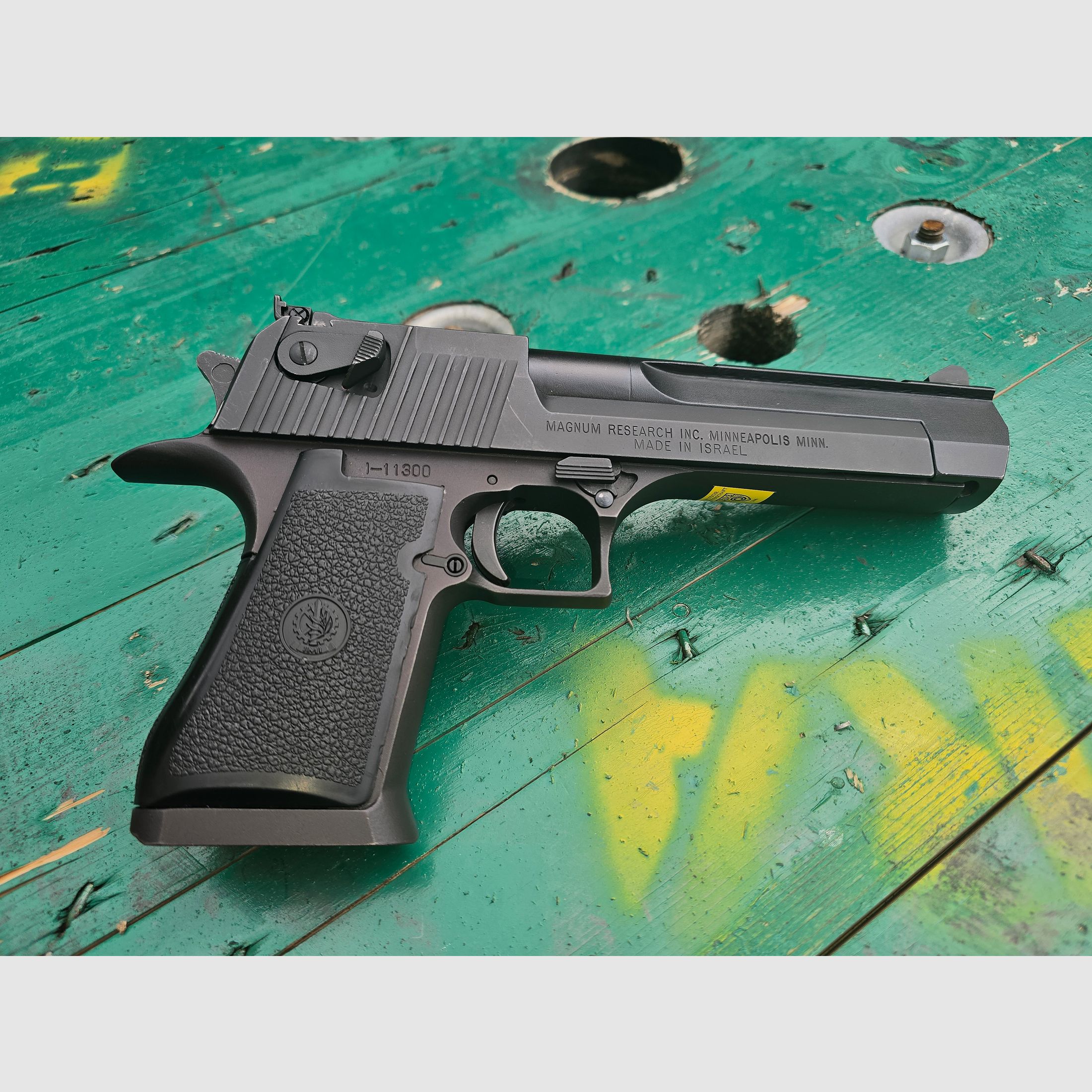Desert Eagle Mark XIX .50 AE – Magnum Research / IMI – Bruniert